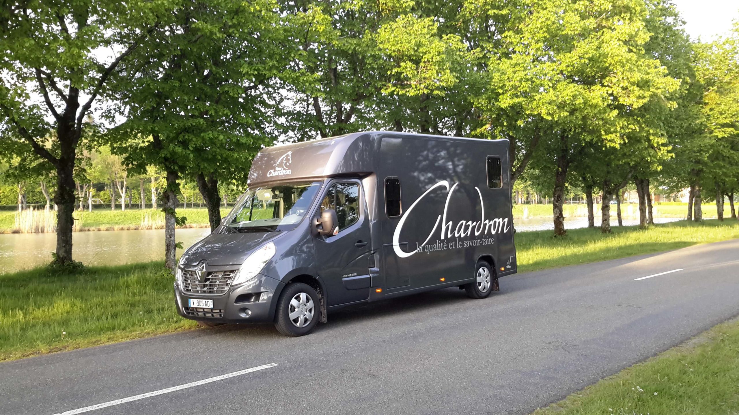 van chevaux mercedes