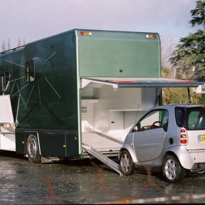 Vans Chardron camping cars haut de gamme avec garage pour voiture