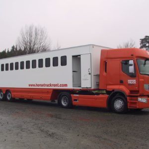 Vans Chardron 15 chevaux avec espace sellerie