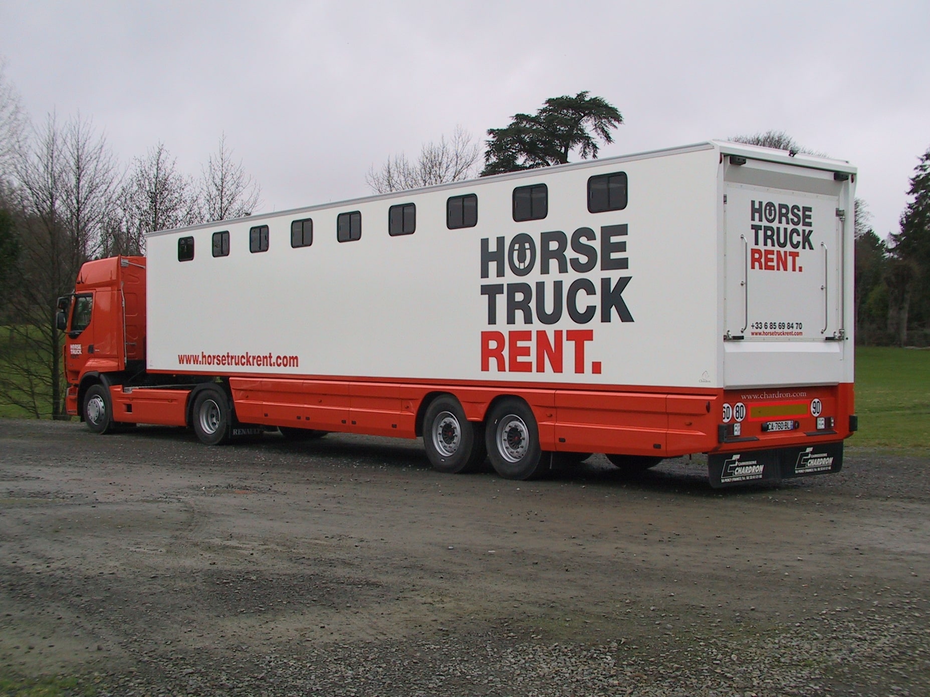 Vans Chardron 15 chevaux avec espace sellerie