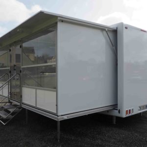 Vans Chardron véhicule événementiel remorque extensible de 30m²