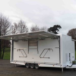 Vans Chardron véhicule événementiel remorque extensible de 30m²