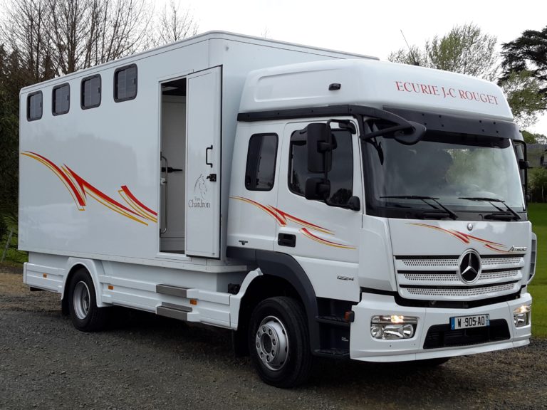 Poids lourds pour chevaux - camions d'exception - Vans Chardron