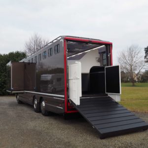 Constructeur de camion pour chevaux