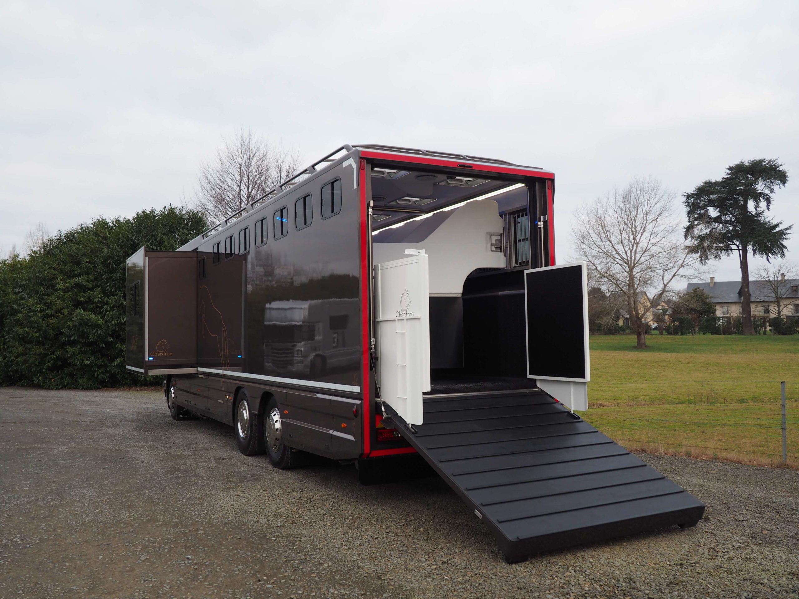 Constructeur de camion pour chevaux