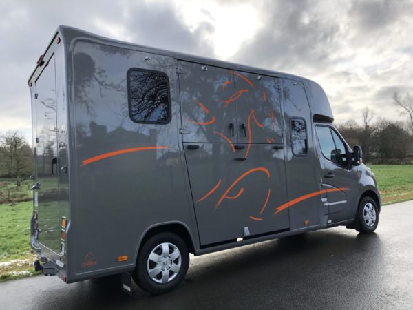 VL STALLE EQUINOX CHARDRON