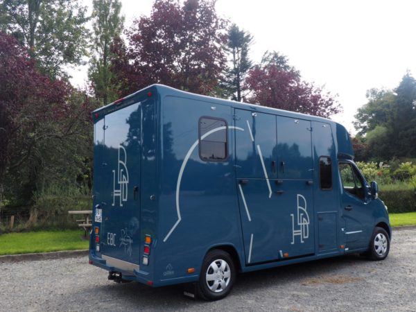 VL STALLE EQUINOX CHARDRON