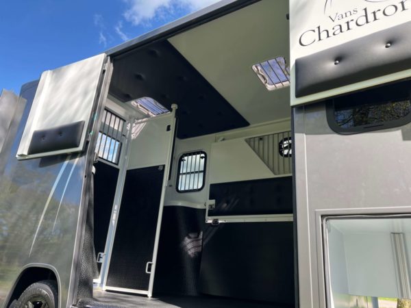 chardron-vehicule-neuf-francais
